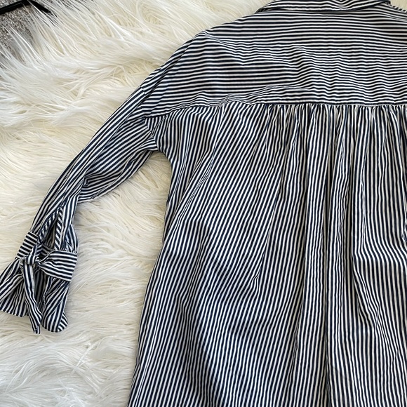 4𝒇𝒐𝒓$50 ZARA Basic Collar blue striped shirt sizeM - Picture 4 of 5